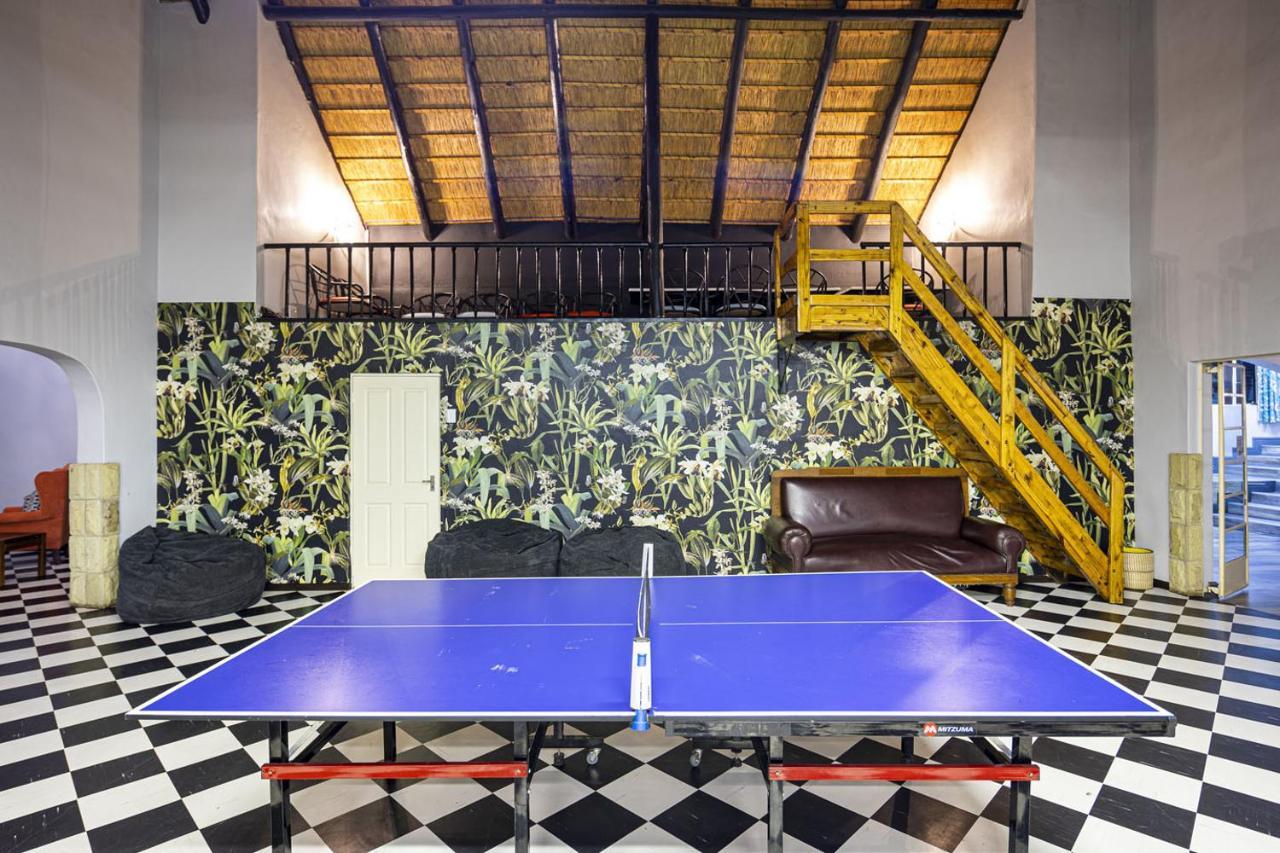 Cavern Resort & Spa バーグビル エクステリア 写真